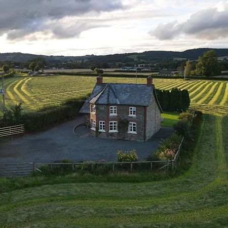 Country Cottage With Far Reaching Views Presteigne Buitenkant foto