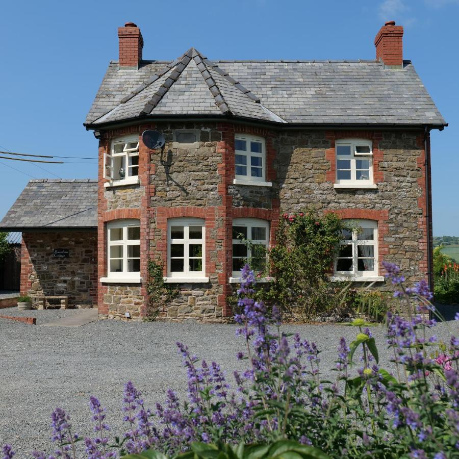 Country Cottage With Far Reaching Views Presteigne Buitenkant foto