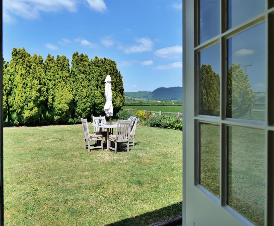 Country Cottage With Far Reaching Views Presteigne Buitenkant foto