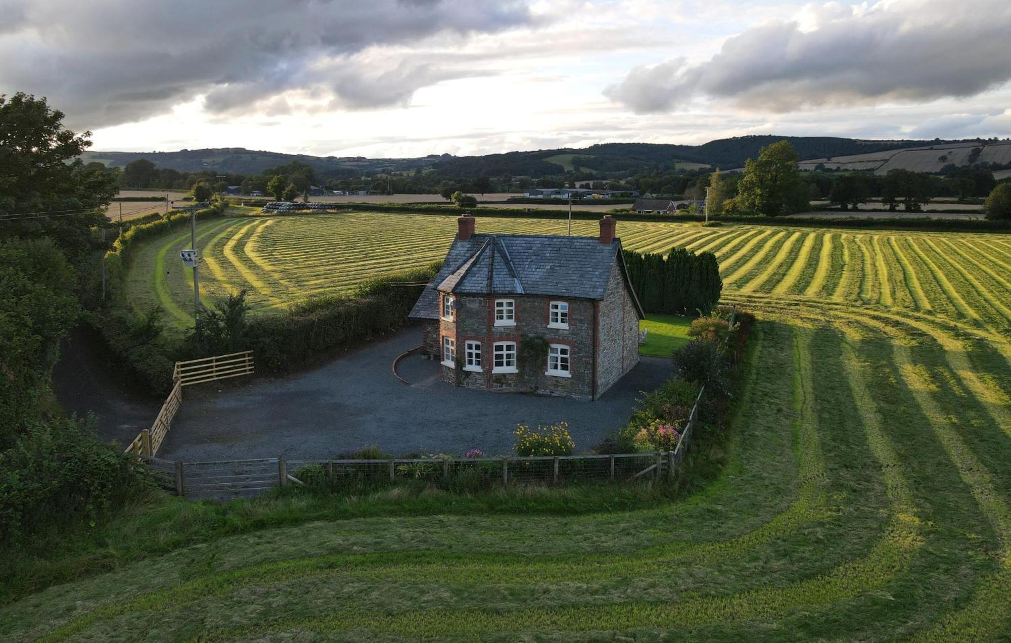 Country Cottage With Far Reaching Views Presteigne Buitenkant foto